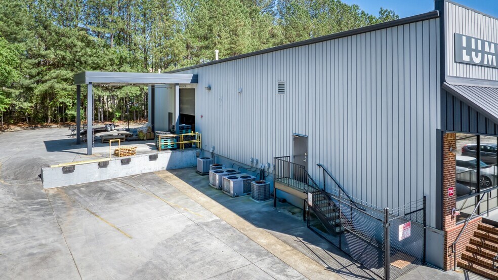 More Photos Of 3050 Matlock Dr, Kennesaw Light Manufacturing For Sale