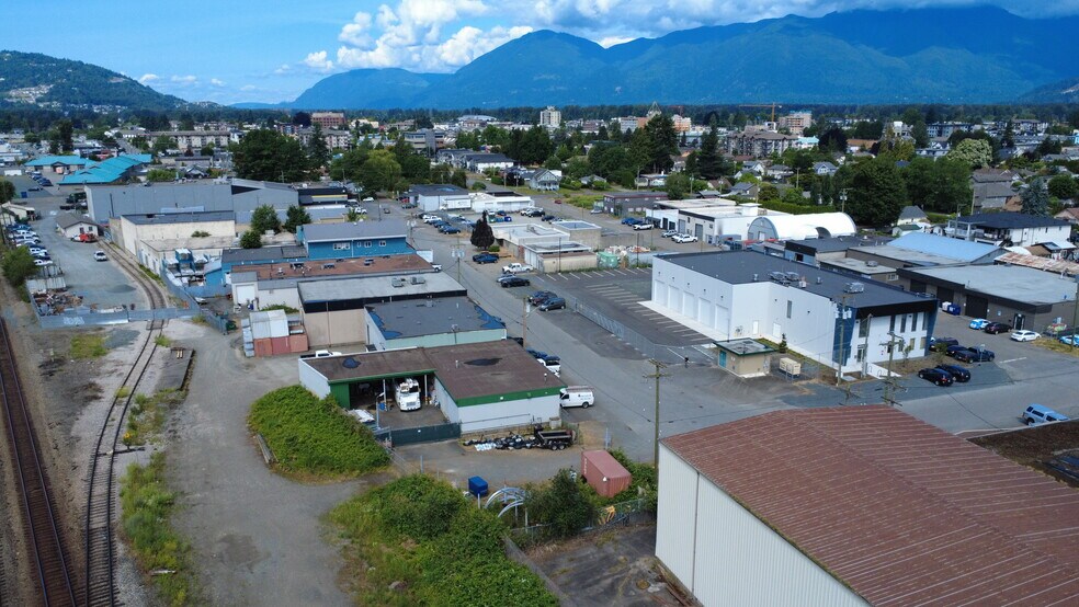 More Photos Of 46202 Fifth Ave, Chilliwack General Retail For Sale