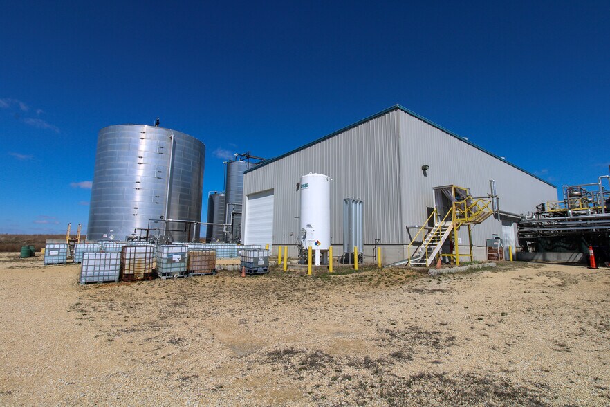 More Photos Of 5640 44th Ave S, Clinton Industrial For Sale