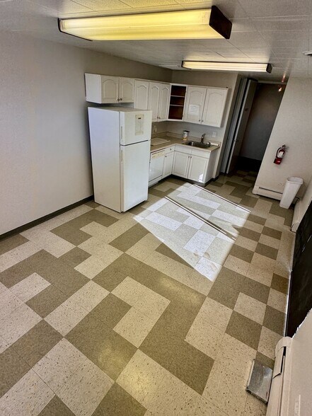 More Photos Of 4411 E Kentucky Ave, Glendale Medical For Sale