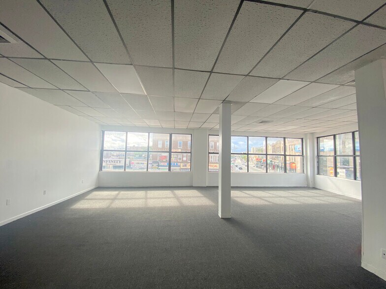 More Photos Of 90-55 Sutphin Blvd, Jamaica Storefront Retail Office For Lease