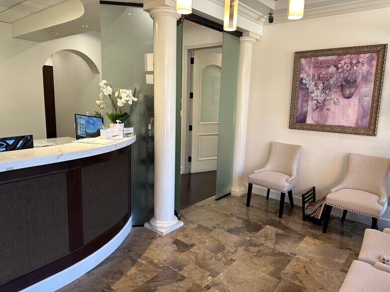 More Photos Of 2101-2131 San Joaquin Hills Rd, Newport Beach Medical For Lease