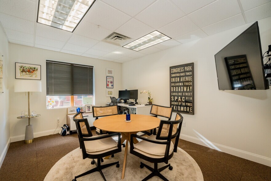 More Photos Of 60 Railroad Pl, Saratoga Springs Office For Lease