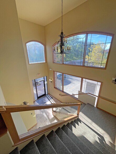 More Photos Of 1160 Lake Plaza Dr, Colorado Springs Office For Lease