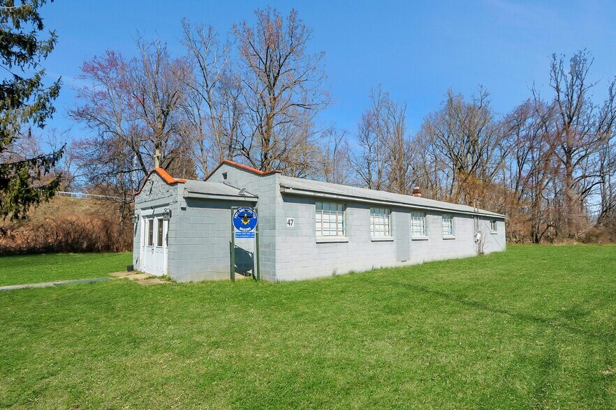 More Photos Of 37 Old Route 9W, New Windsor Township Specialty For Sale