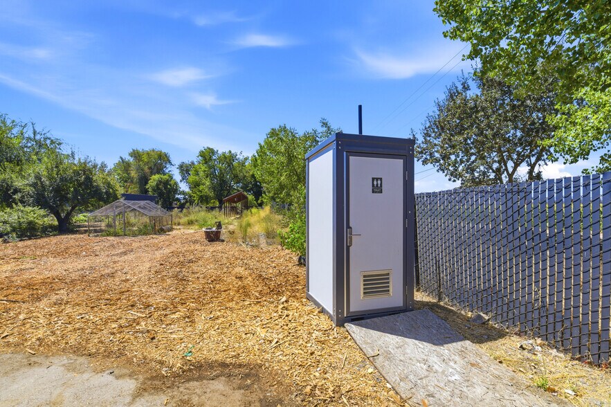 More Photos Of 10095 Monterey Rd, Gilroy Land For Sale
