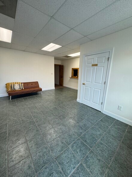 More Photos Of 332 2nd Ave E, Oneonta Office For Sale