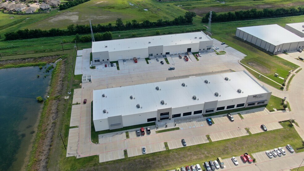More Photos Of 13027 Gulf Commerce Dr, Houston Unknown For Lease