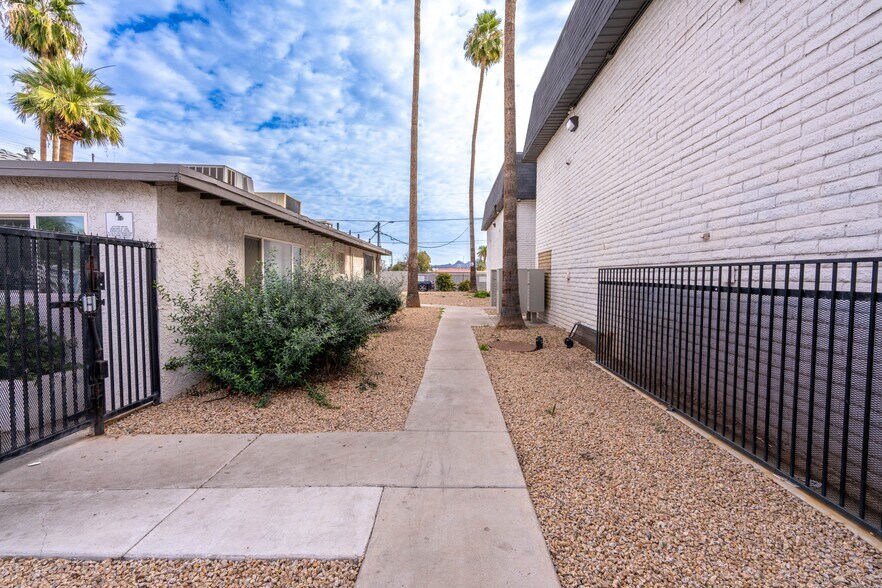 More Photos Of , Phoenix Multifamily For Sale