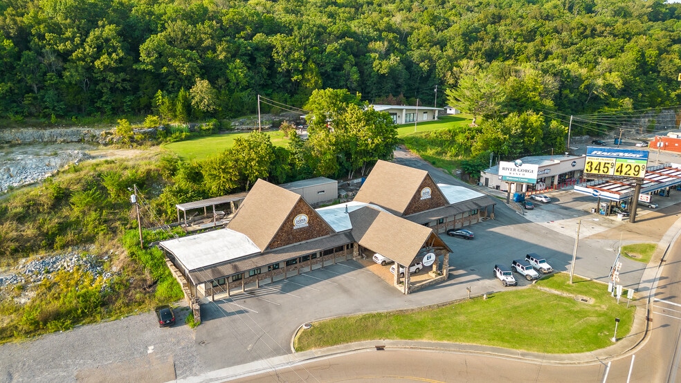 More Photos Of 104 Battle Creek, South Pittsburg Medical For Sale