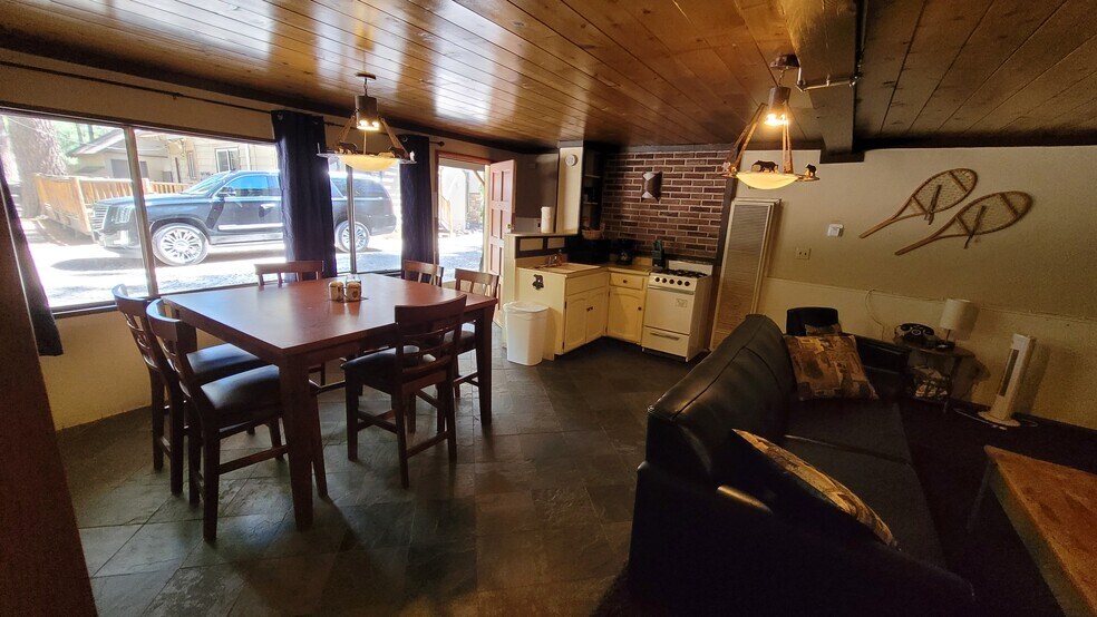 More Photos Of 42268 Moonridge Rd, Big Bear Lake Hospitality For Sale