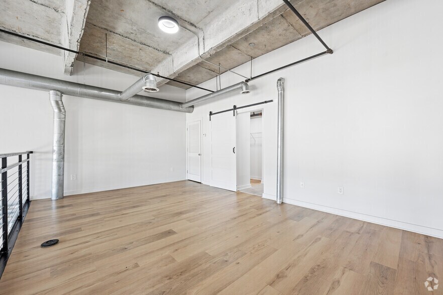 More Photos Of 232 19th St NW, Atlanta Apartments For Lease