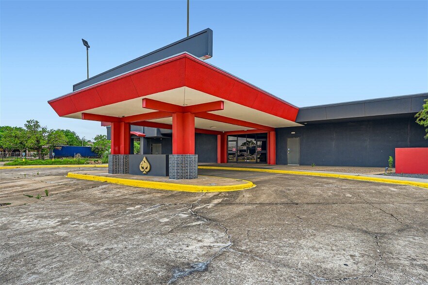 More Photos Of 2730 Fondren Rd, Houston Restaurant For Sale