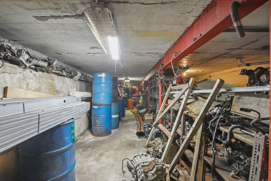 More Photos Of 19 Benefit St, Pawtucket Industrial For Sale