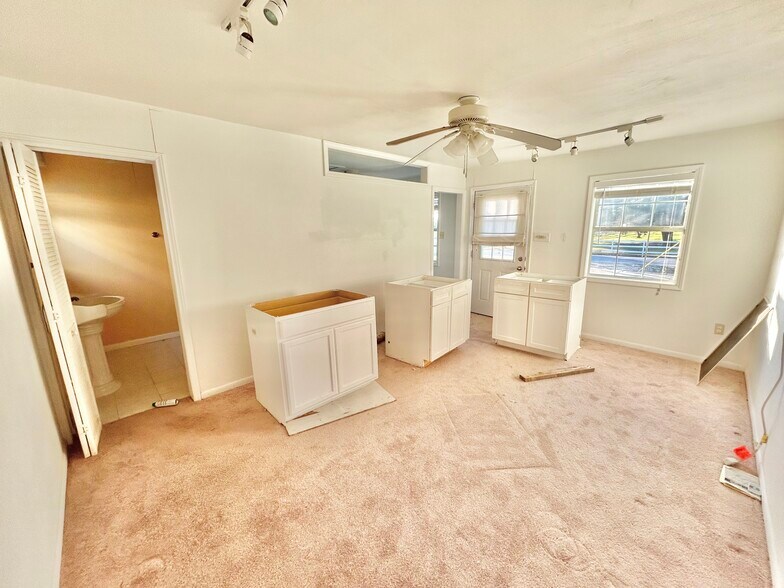 More Photos Of 927 27th St, San Leon Manufactured Housing Mobile Home Park For Sale
