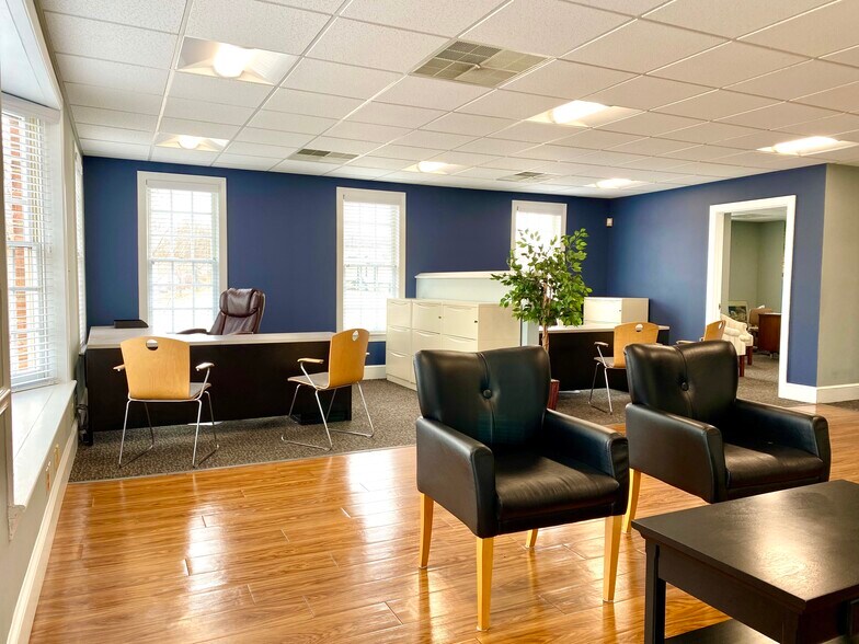 Primary Photo Of 156 E Market St, Martinsville Office Residential For Lease