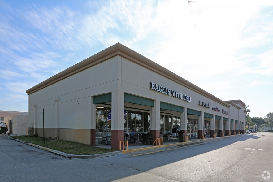 More Photos Of 1490-1732 S Federal Hwy, Delray Beach Unknown For Lease