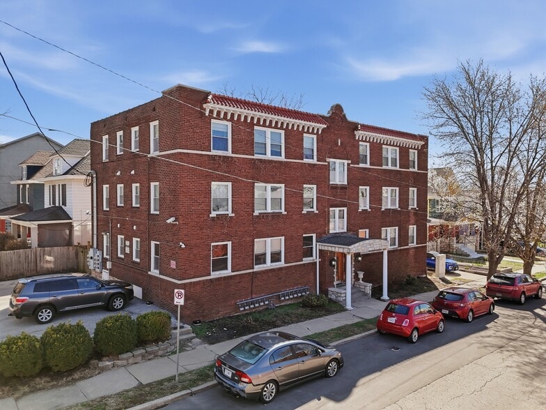 More Photos Of 3401-3403 Central St, Kansas City Apartments For Sale
