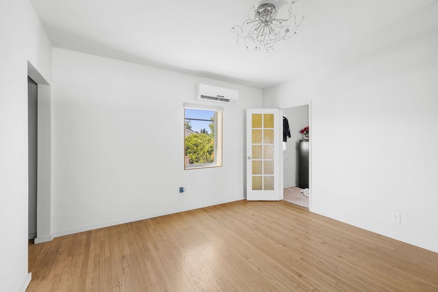 More Photos Of 2880-2880 1/2 W Valley Blvd, Alhambra Office Residential For Sale