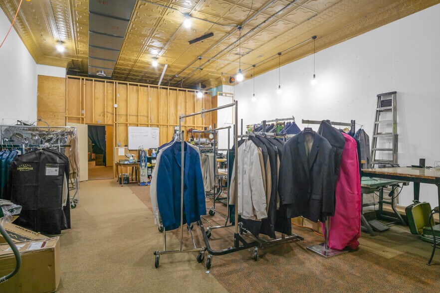 More Photos Of 2118 Central Ave, Kearney General Retail For Sale