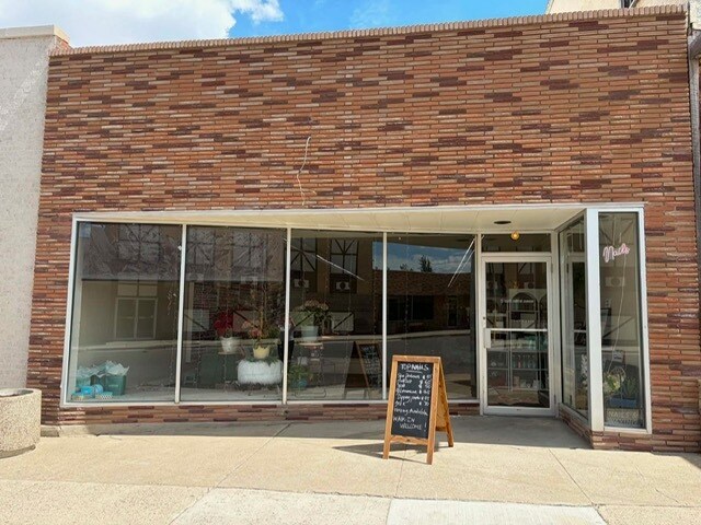 Primary Photo Of 15 S Central Ave, Cut Bank General Retail For Sale