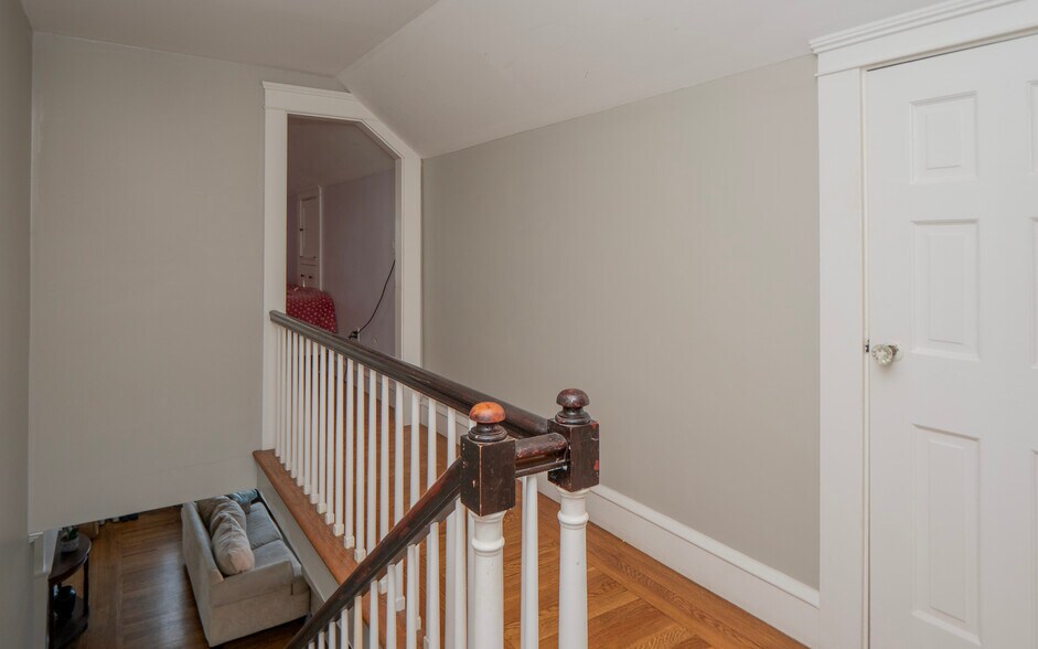 More Photos Of 999 Aquidneck Ave, Middletown Flex For Sale