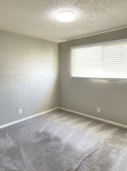 More Photos Of 900 Willow St, Reno Apartments For Sale