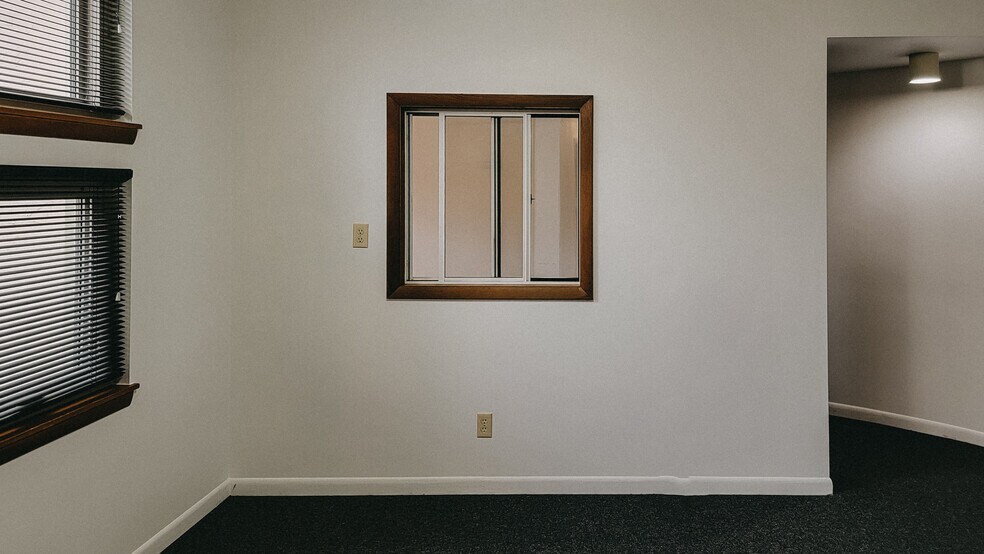 More Photos Of 5945 Sawmill Rd, Dublin Medical For Lease