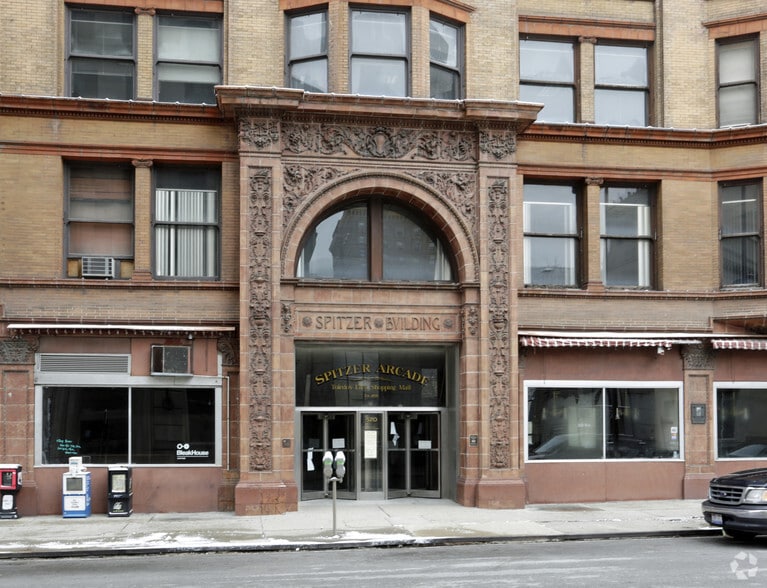 More Photos Of 518-520 Madison Ave, Toledo Office Residential For Lease