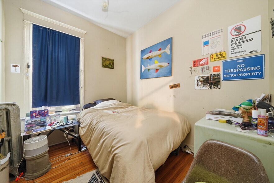 More Photos Of 3136 W Logan Blvd, Chicago Multifamily For Sale