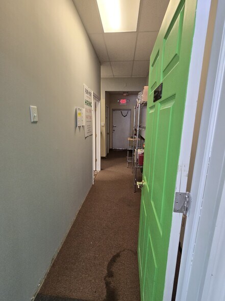 More Photos Of 20 S White Horse Pike, Somerdale Unknown For Lease