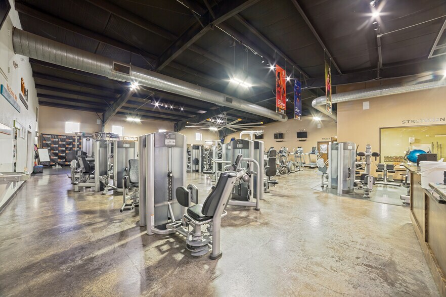 More Photos Of 842 FM 471 N, Castroville Health Club For Sale