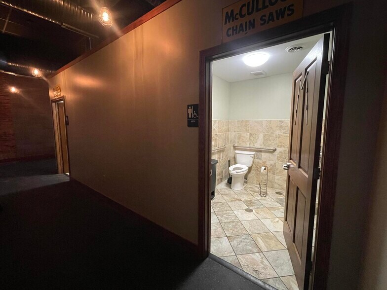 More Photos Of 99-101 Fraley st, Kane Flex For Sale