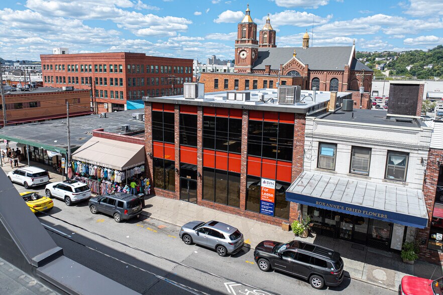 More Photos Of 2111 Penn Ave, Pittsburgh Storefront Retail Office For Lease