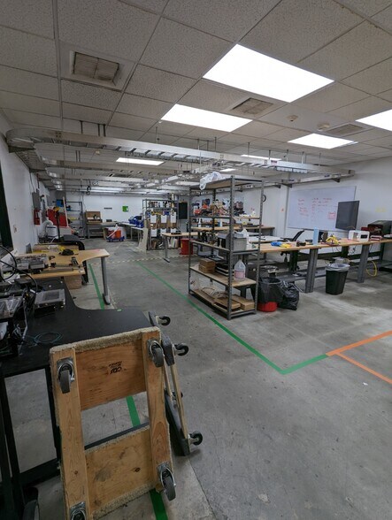 More Photos Of 2705 Media Center Dr, Los Angeles Warehouse For Lease