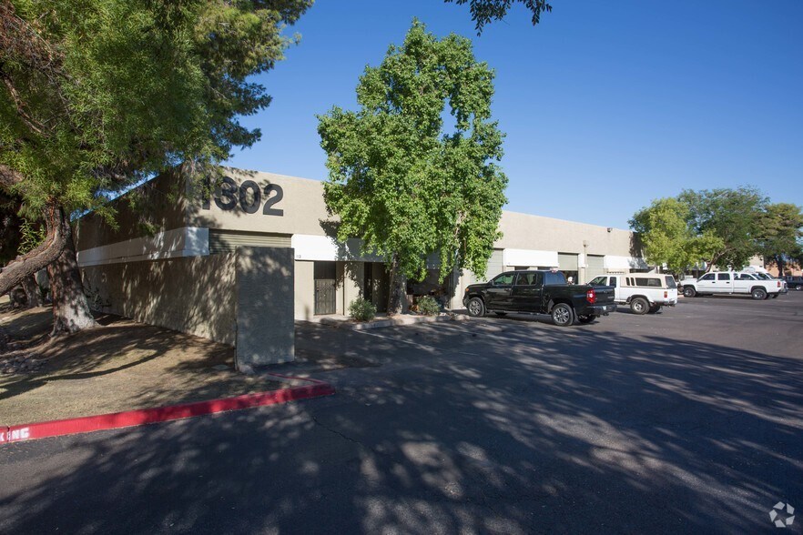 More Photos Of 1302 W 23rd St, Tempe Warehouse For Lease