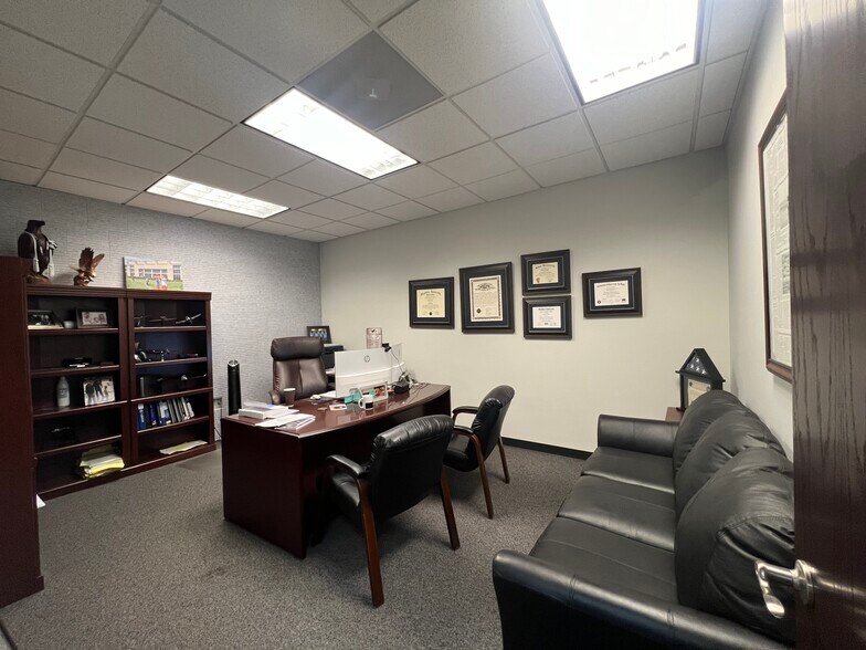 More Photos Of 21620-21628 Midland Dr, Shawnee Office For Sale