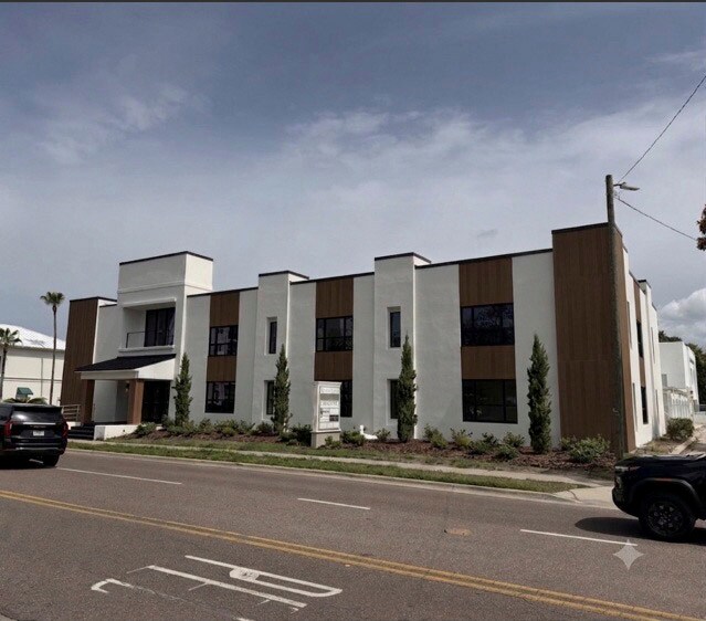 More Photos Of 2111 W Swann Ave, Tampa Medical For Lease