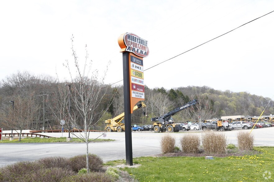 More Photos Of 4491 School Rd S, Murrysville Freestanding For Lease
