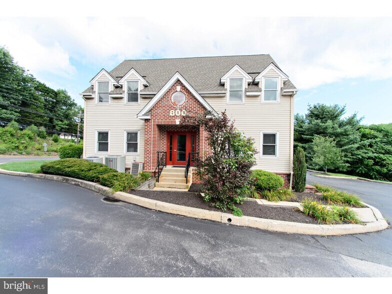 More Photos Of 2500 E High St, Pottstown Office For Sale