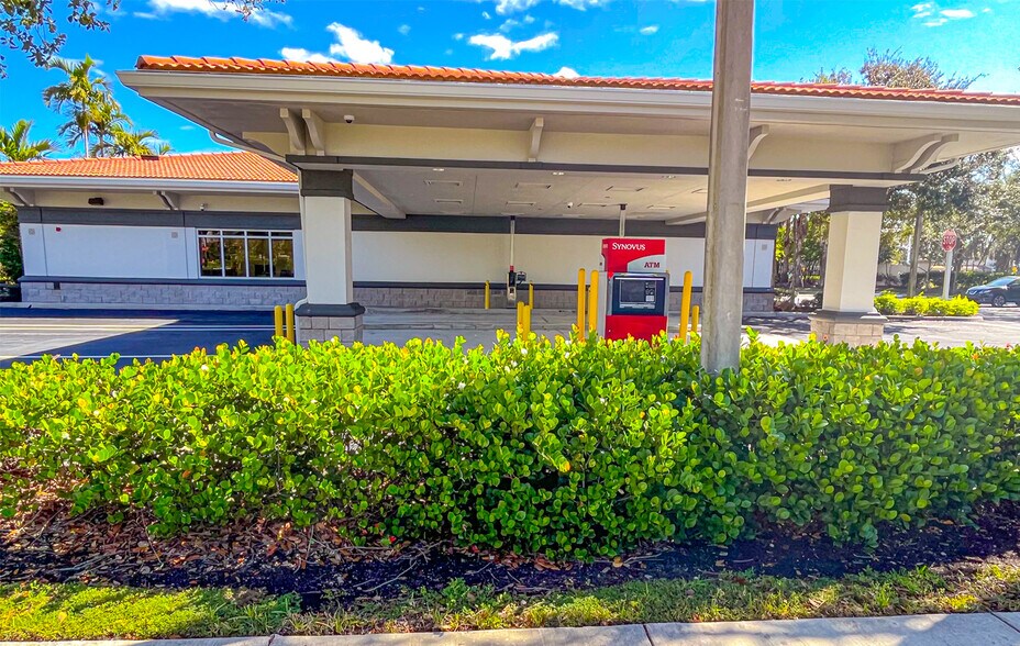 More Photos Of 4499 Weston Rd, Weston General Retail For Sale