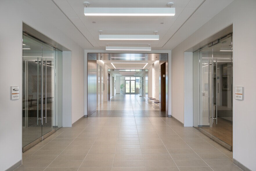 More Photos Of 235 Magrath Darby Blvd, Mount Pleasant Office For Lease