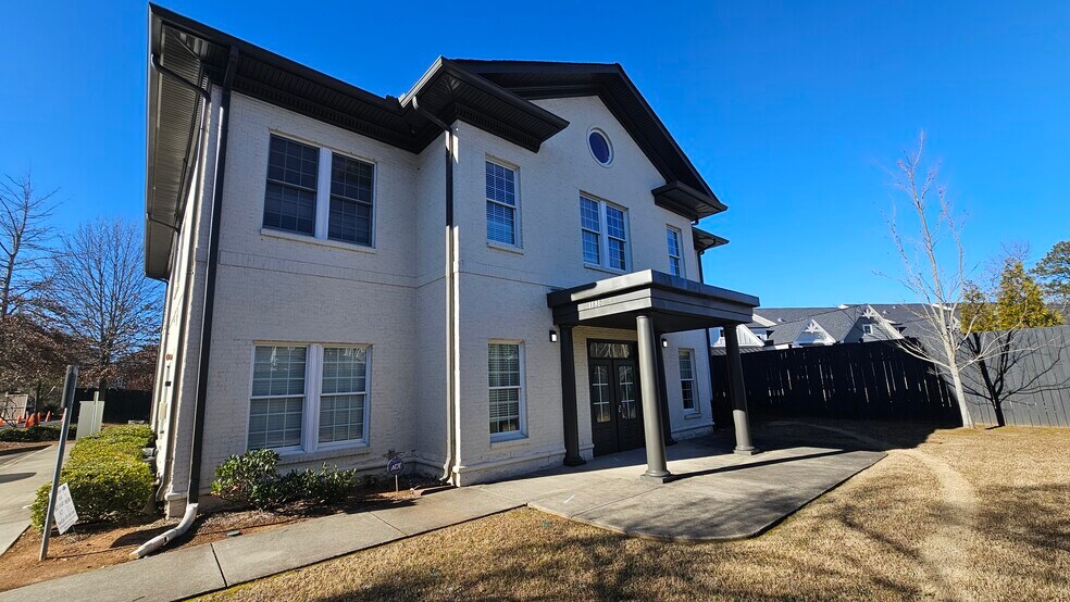 More Photos Of 1830 Peachtree Pky, Cumming Medical For Sale