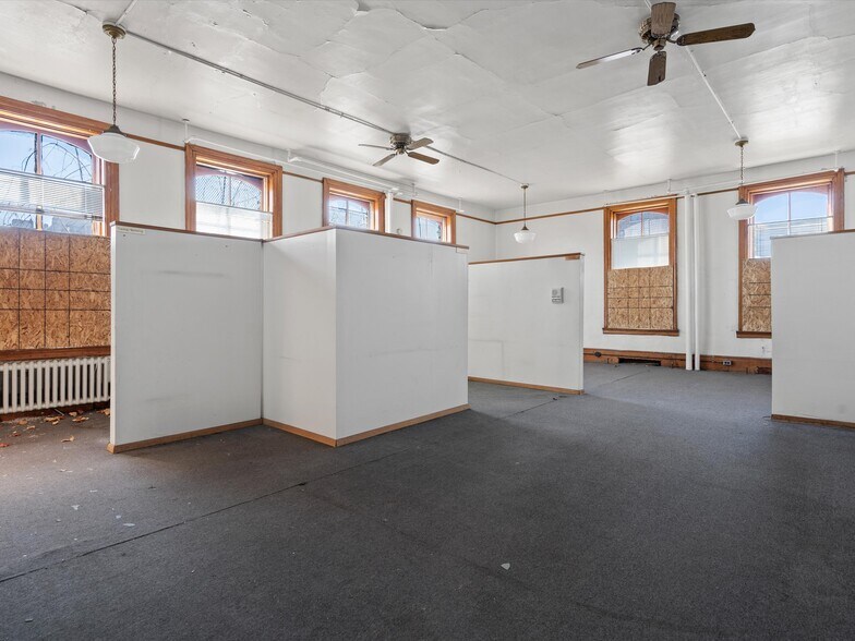 More Photos Of 453 Martin Luther King Jr. Blvd, Detroit Loft Creative Space For Sale