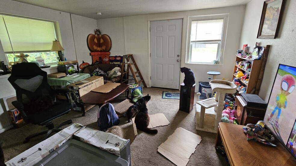 More Photos Of 706 Laurel St, Kelso Apartments For Sale