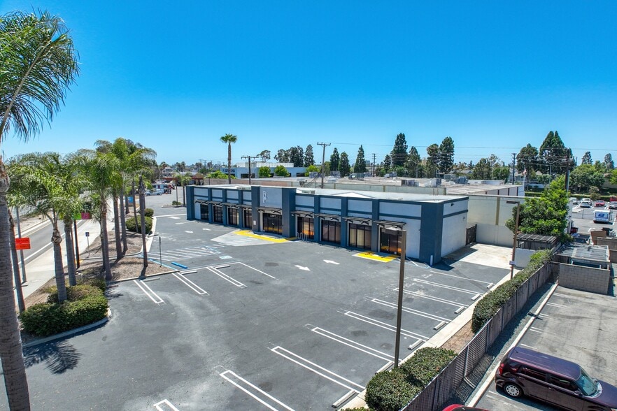 More Photos Of 2301 Newport Blvd, Costa Mesa Medical For Sale
