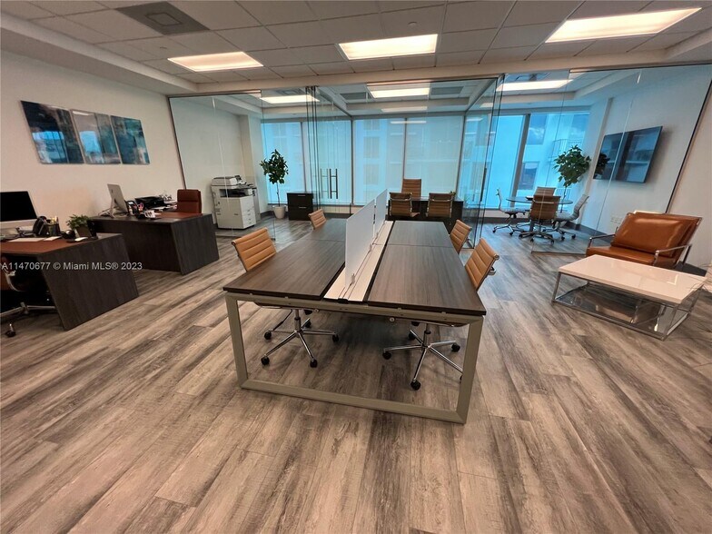 More Photos Of 8950 SW 74th Ct, Miami Office For Sale