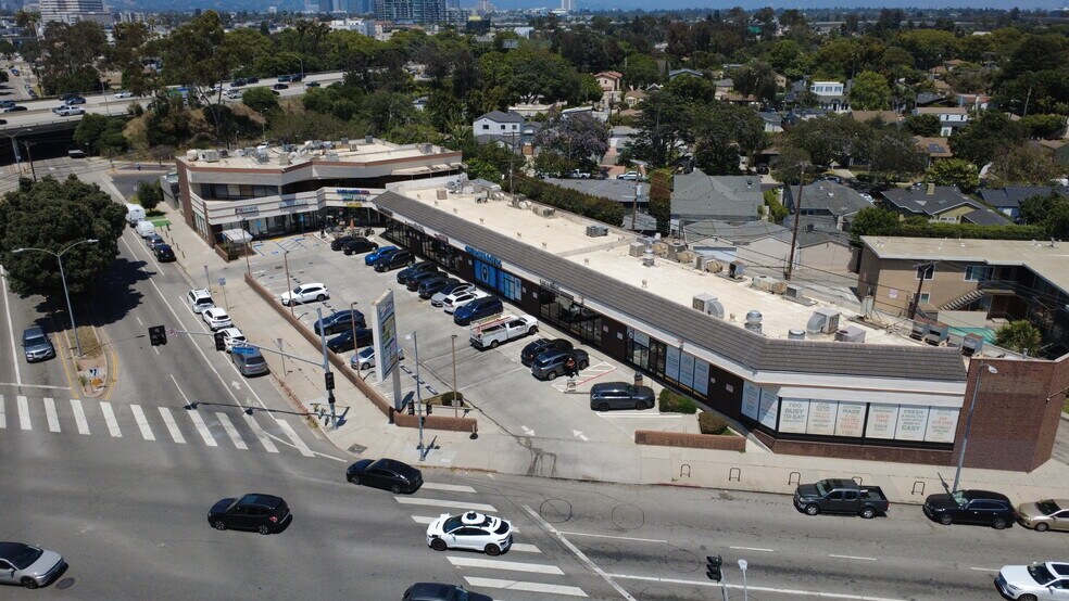 Primary Photo Of 11660-11690 Gateway Blvd, Los Angeles Unknown For Lease