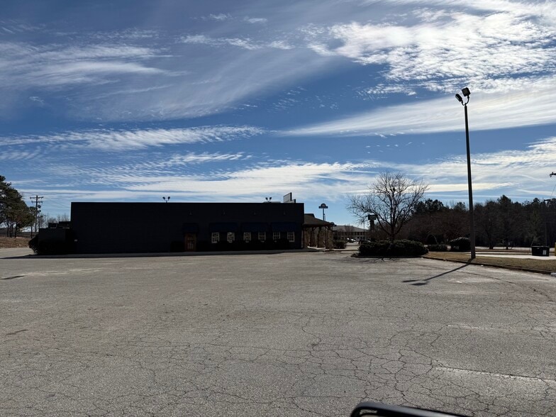 More Photos Of 6750 Pottery Rd, Spartanburg Restaurant For Sale