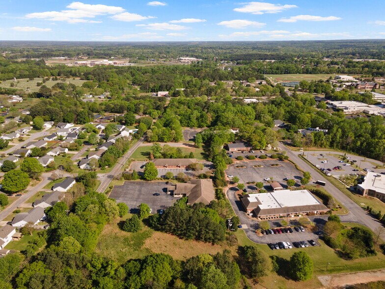 More Photos Of 480 Floyd Rd, Spartanburg Medical For Lease